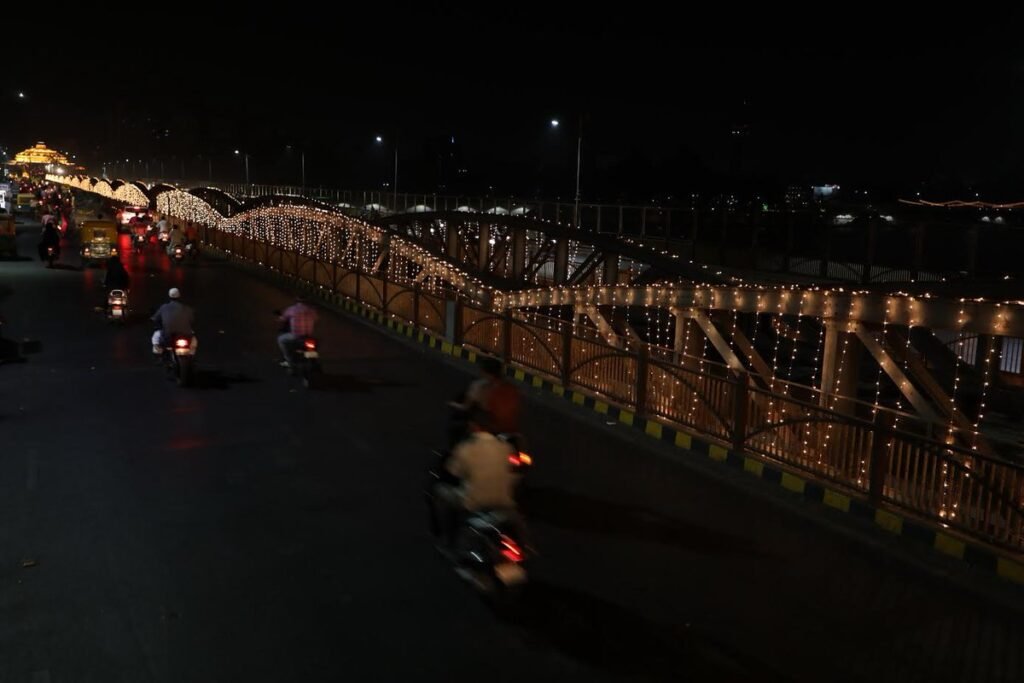 Ahmedabad dresses lighting decoration ahead of 1st May Gujarat Day