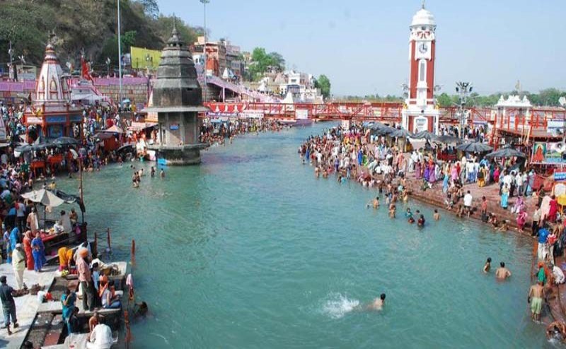 Nirjala Ekadshi : Devotees take bath in Ganga at Haridwar