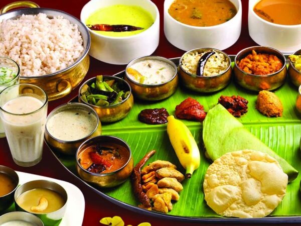 Taste the mouthwatering Meals of Kerala!