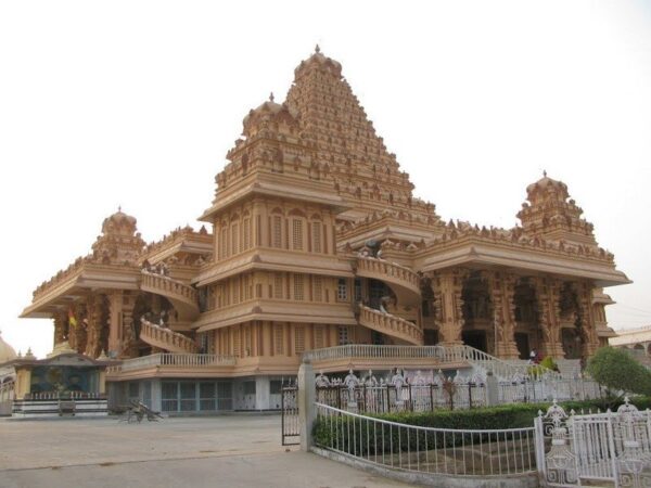 Chhatarpur Temple also called Shree Adya Katyayani Shaktipeeth Mandir