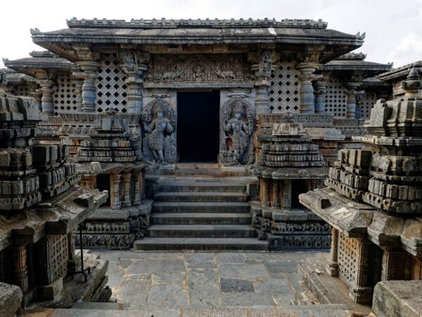 Kedareshwara Temple in Karnataka