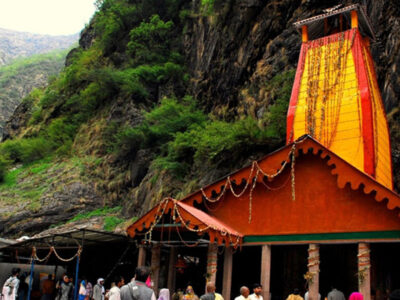 First stopover of Char Dham Yatra, Yamunotri!