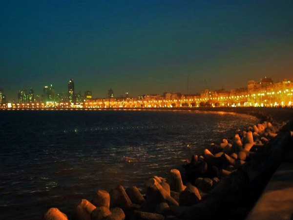 Visit Mumbai’s Famous Marine Drive