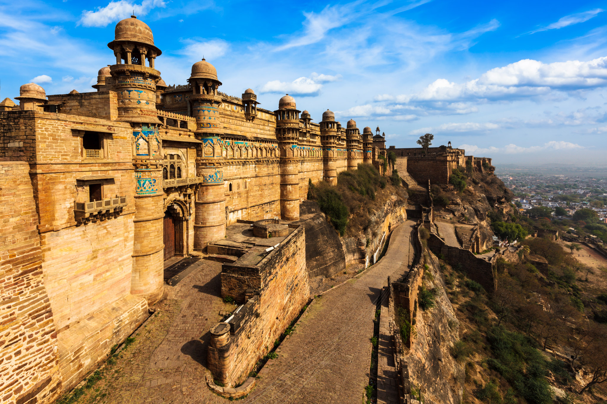 Gwalior Fort: A Gem in Madhya Pradesh | Gwalior Fort Facts