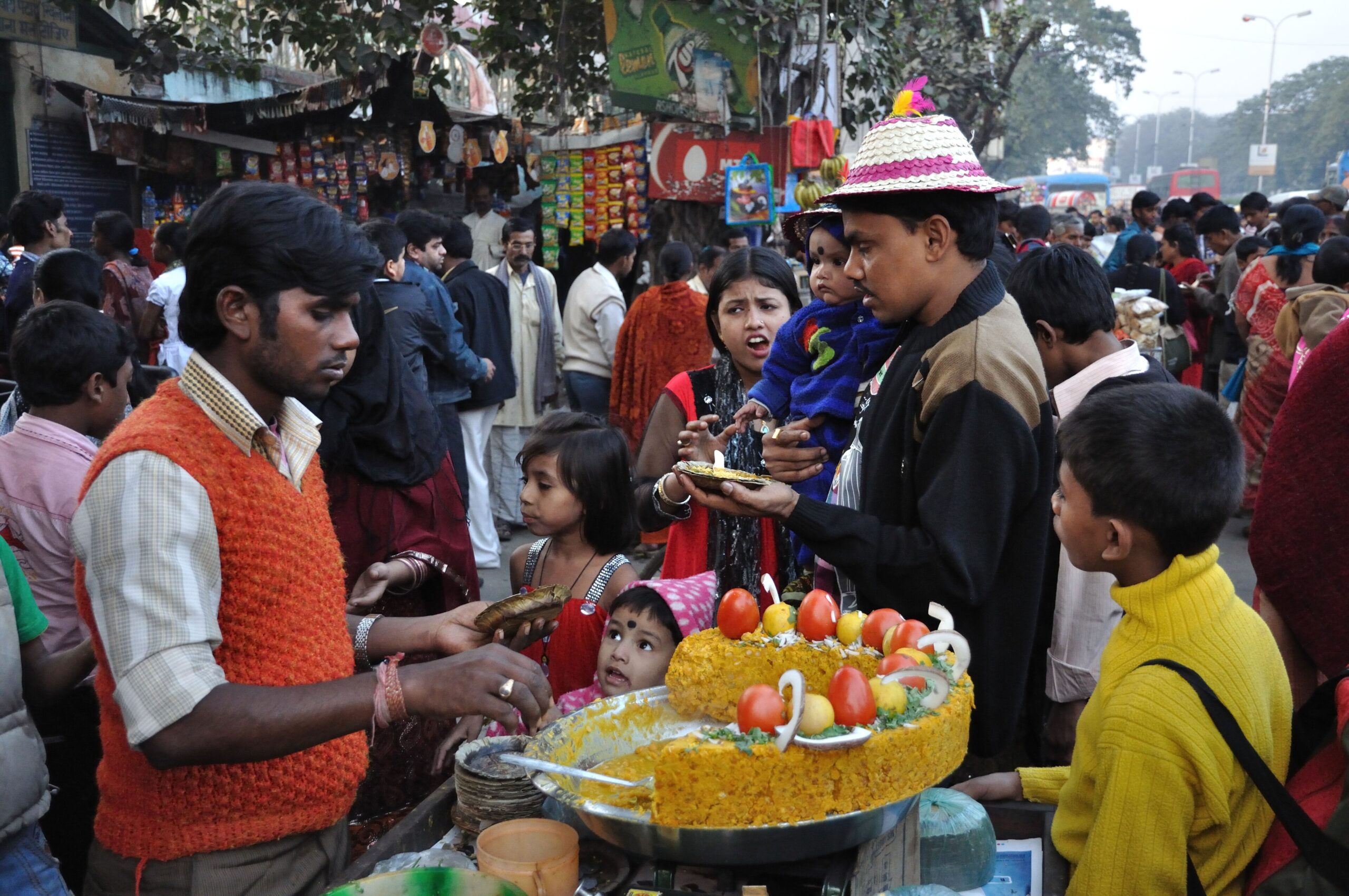 A Kolkata street food vendor preparing snacks