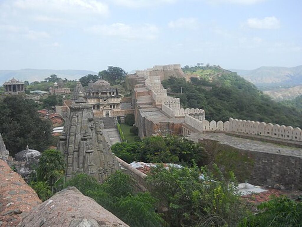 The great wall of Kumbhalgarh Fort snaking across the Aravalli hills