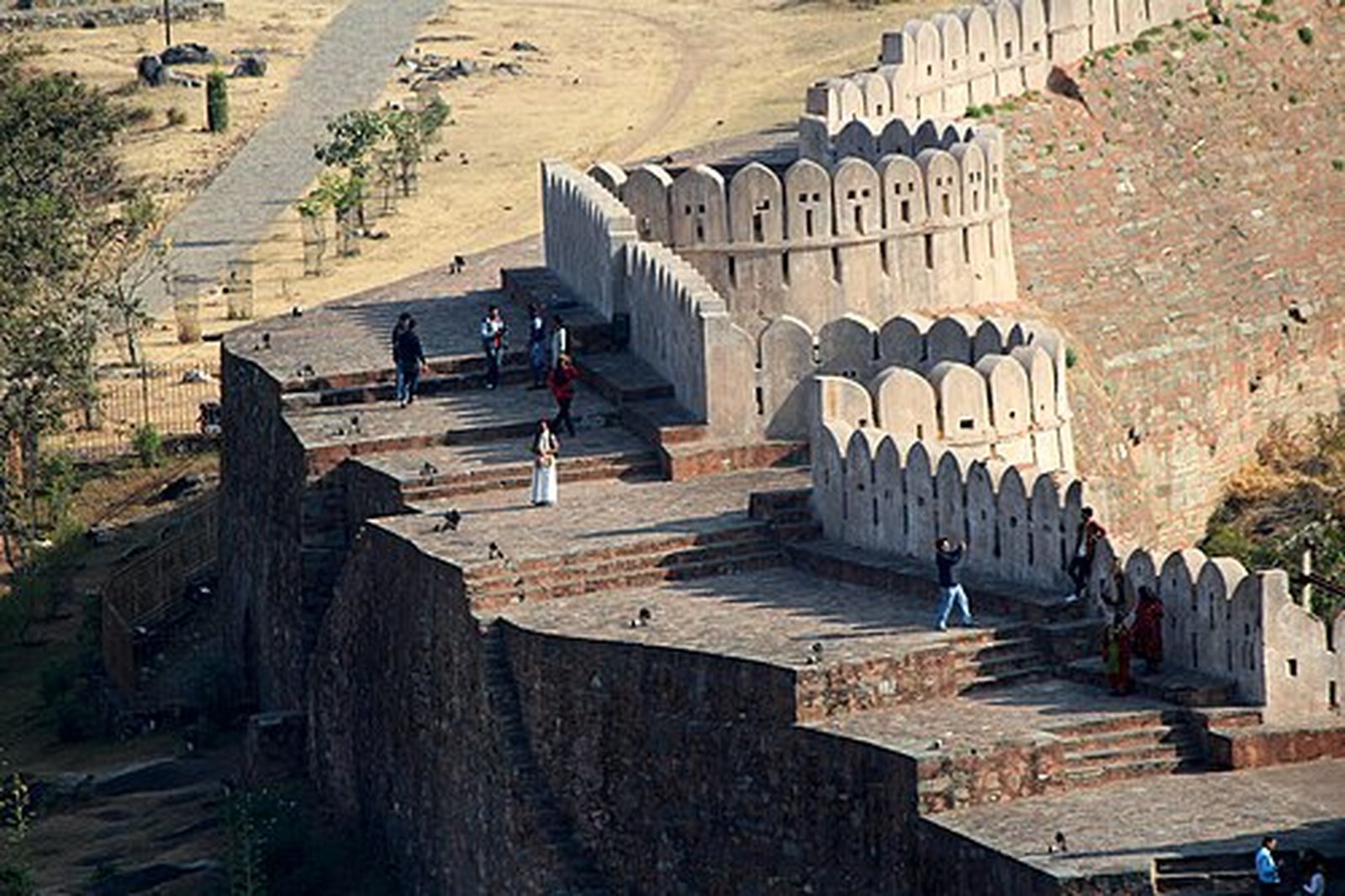 Bastions and walls of Kumbhalgarh Fort