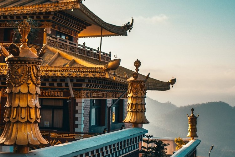 Bhutan Tour Packages from Delhi for a Peaceful Mountain Escape